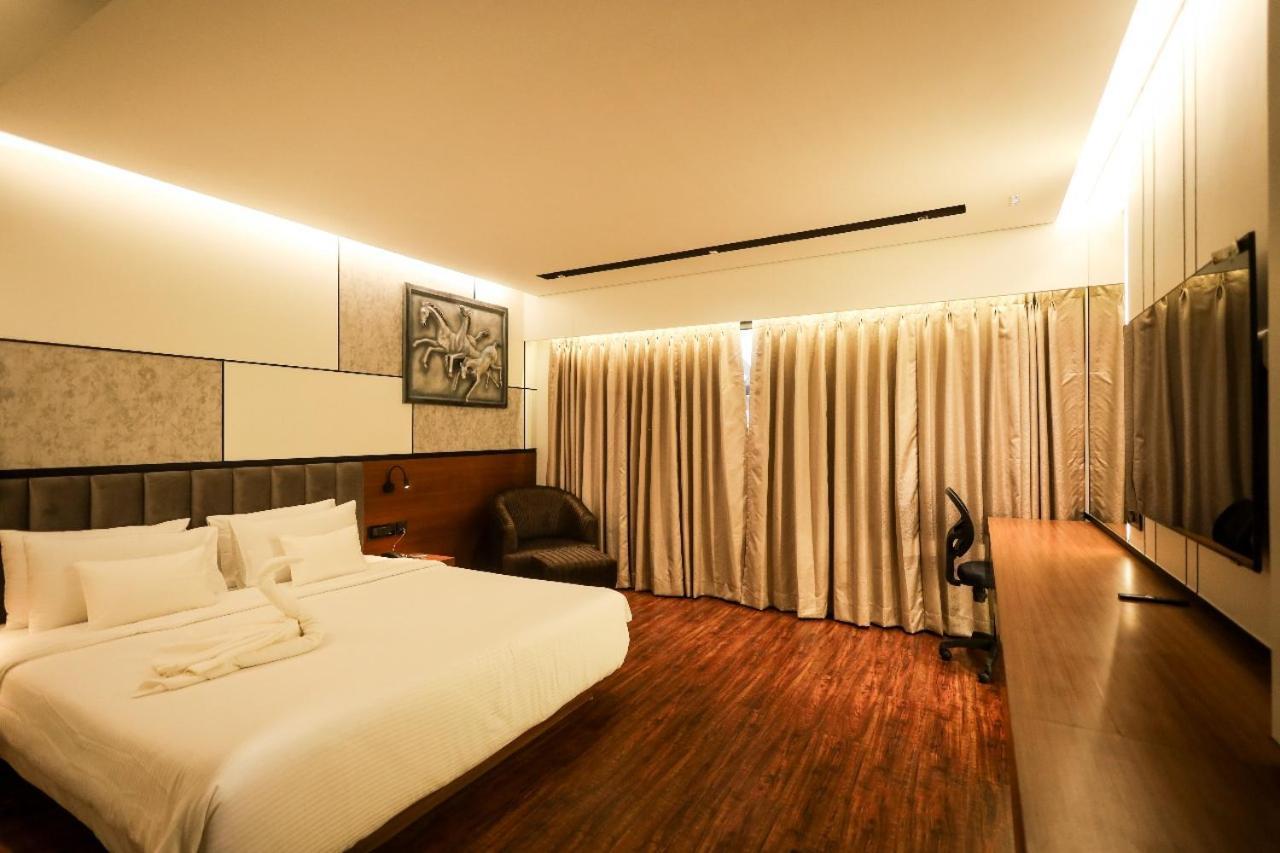 Hotel Noah Spire Agartala Exterior photo